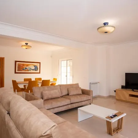 Amora Classic * ヴィラモウラ