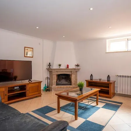 Amora Classic فيلامورا