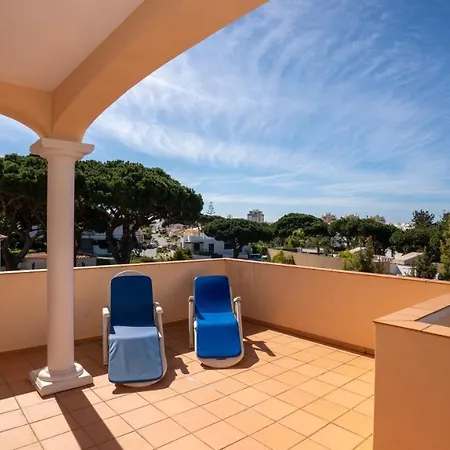 Amora Classic Villa *