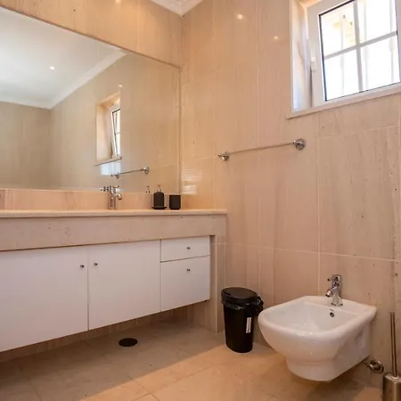 Amora Classic Villa Vilamoura